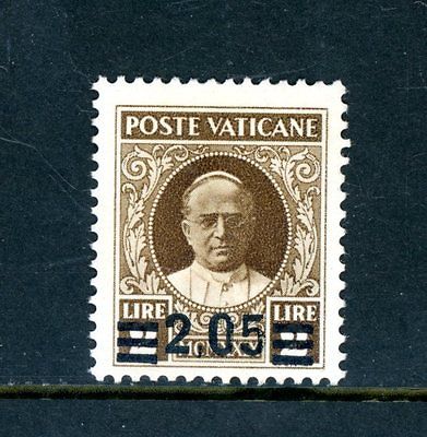 Vatican  205 on 2L Surcharge  SG 37  Cat 375  Hinged MINT     O244
